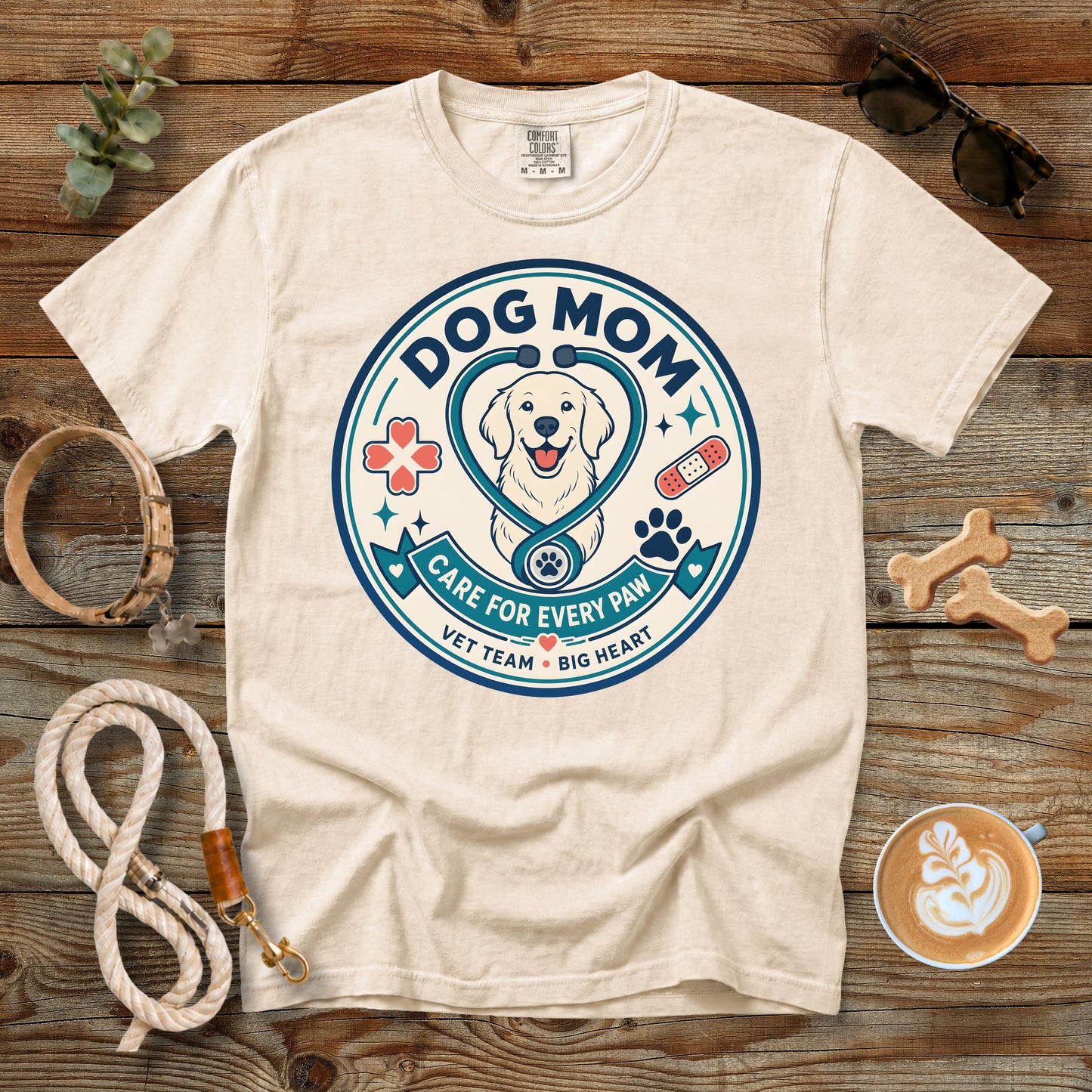 Dog Mom Veterinary Tech T-Shirt | Comfort Colors® 1717
