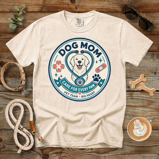 Dog Mom Veterinary Tech T-Shirt | Comfort Colors® 1717