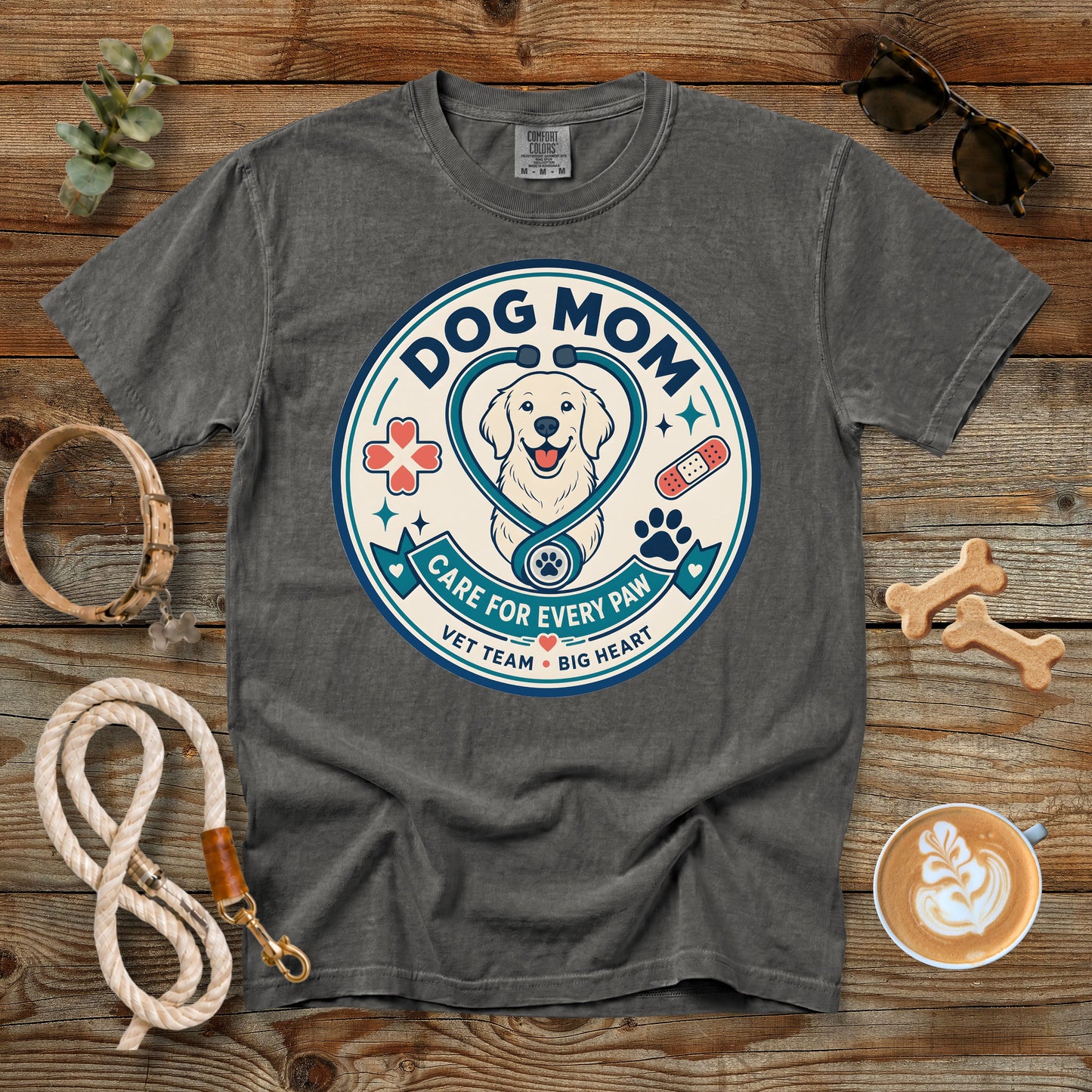 Dog Mom Veterinary Tech T-Shirt | Comfort Colors® 1717